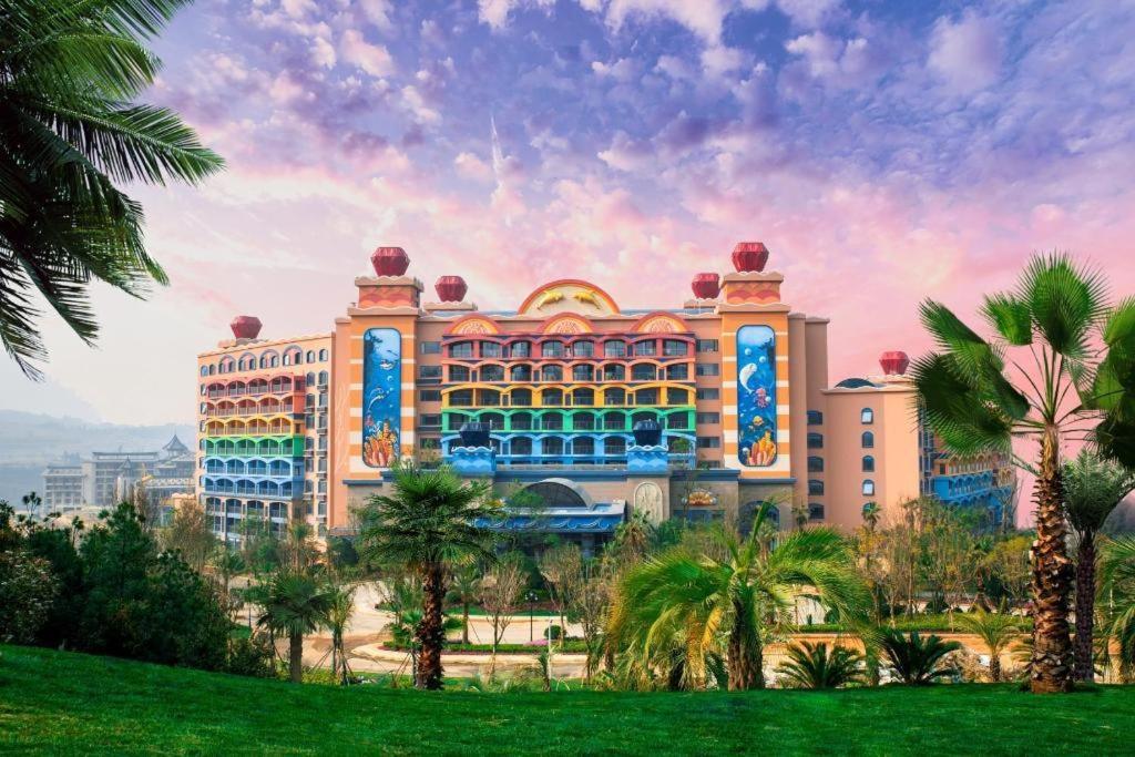 Dolphin Bay Hotel Kunming Exterior photo