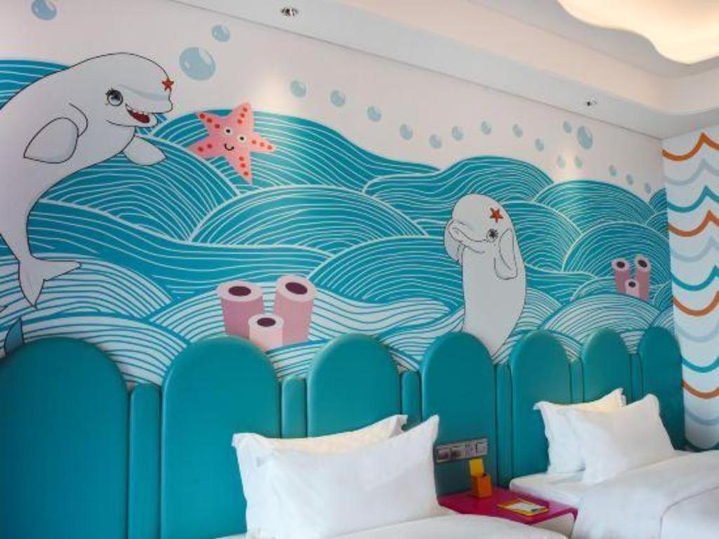 Dolphin Bay Hotel Kunming Exterior photo
