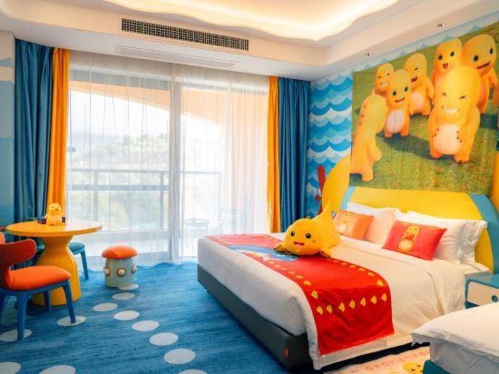 Dolphin Bay Hotel Kunming Exterior photo