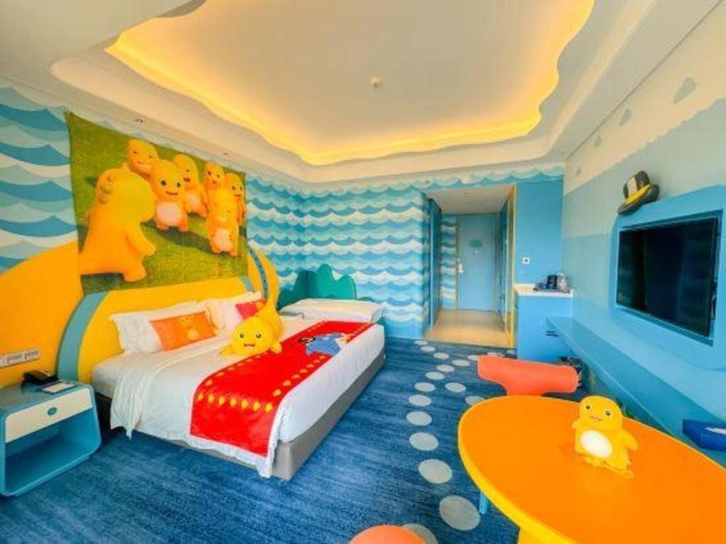 Dolphin Bay Hotel Kunming Exterior photo